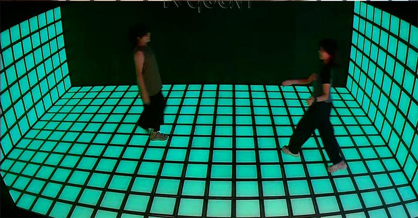 Ative o Game LED Floor 2026: Por que a grade em forma de U e “Lava Is Floor” estão dominando as salas de jogos interativos